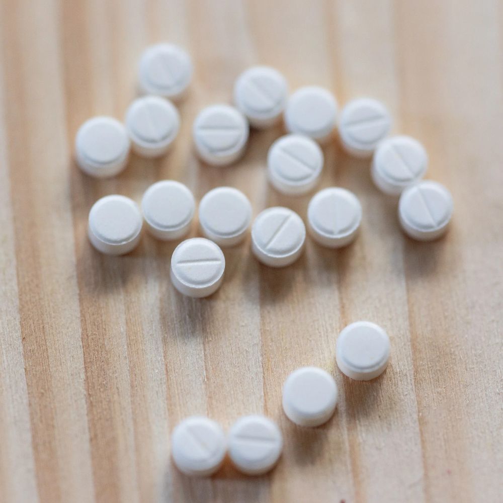 store_01JCBBZHTJW304D5JZ8Y01YCB7_assets_1732705173400-1cp-lsd-pellets-microdose-2-529_1000x1000_canvas